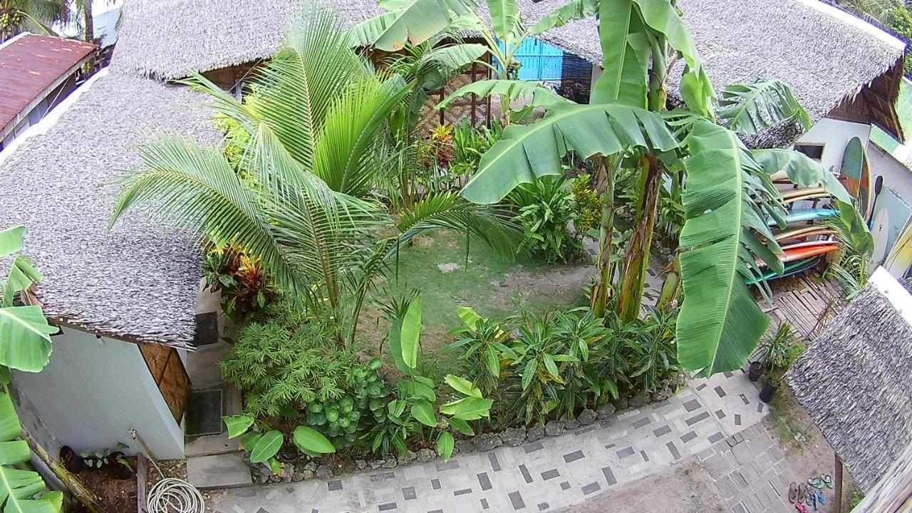 Footprints Homestay (Adults Only) General Luna  Extérieur photo